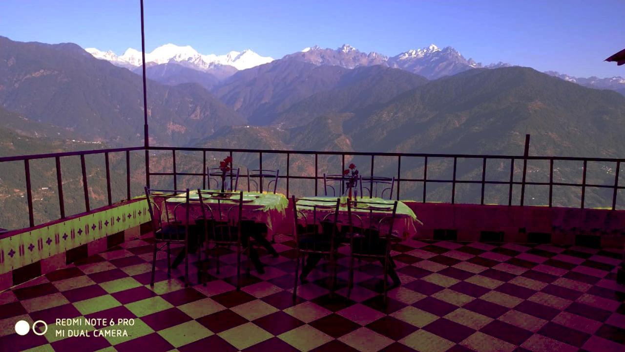 Hotel Valley View Pelling Exterior photo